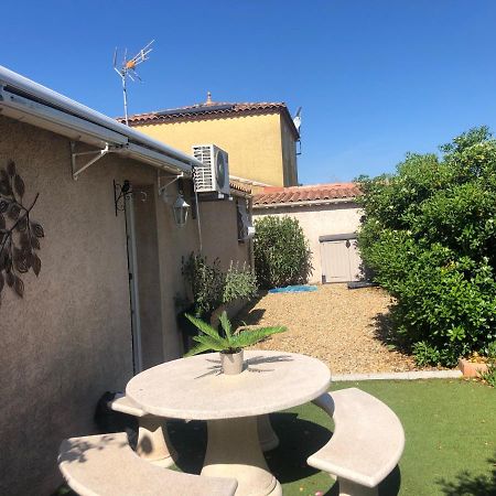 Studio Refait A Neuf Avec Jardin Aigues Mortes Exterior foto