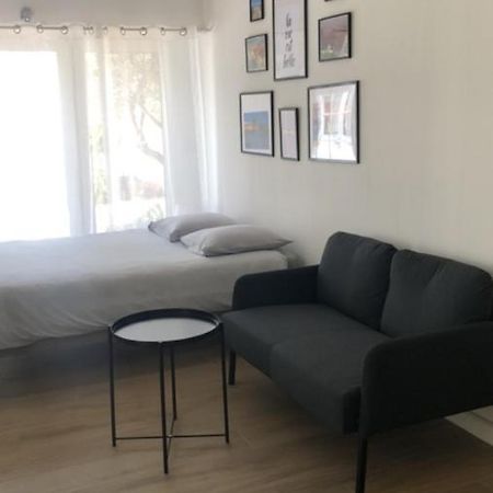 Studio Refait A Neuf Avec Jardin Aigues Mortes Exterior foto