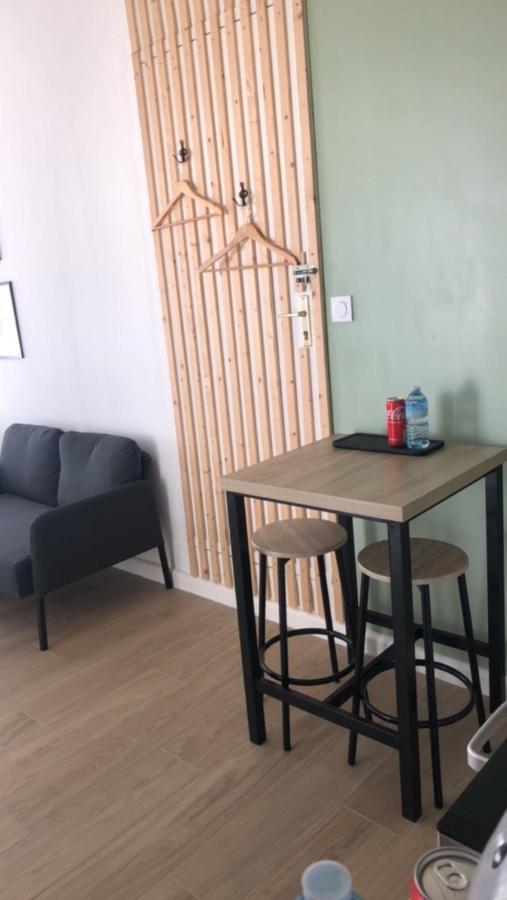 Studio Refait A Neuf Avec Jardin Aigues Mortes Exterior foto